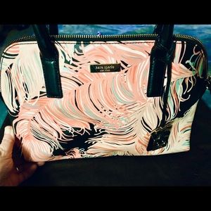 Kate Spade Feather Print Purse with dustbag. Like Brand New Condition